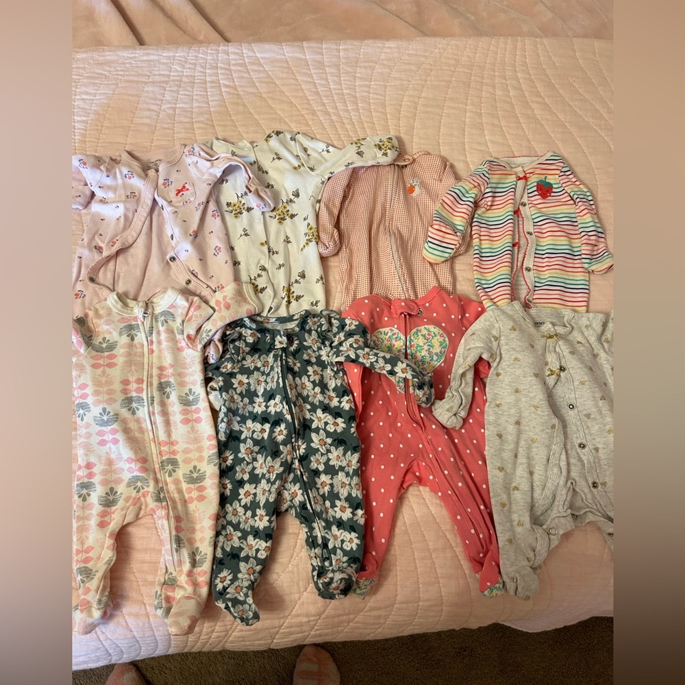 Newborn sleeper lot